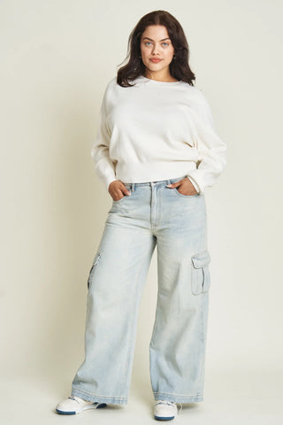 Madison High-Waist Wide Leg Cargo Jeans - Light Wash