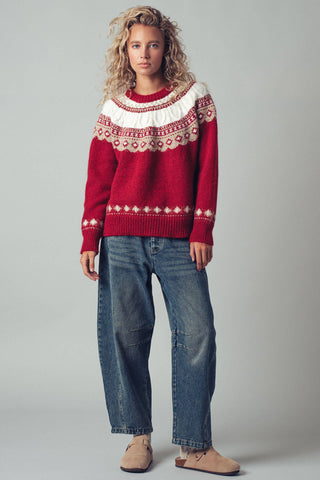 Nordic-Inspired Cable Knit Crewneck Sweater