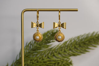 BOW & PEARL EARRINGS LA VIE
