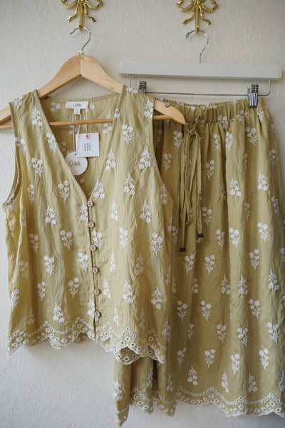 Women's Clothing