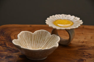 Ceramic Daisy Flower Napkin Ring | Reactive Glaze Multicolor